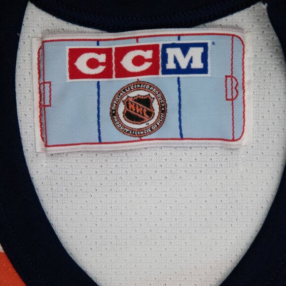 New York Islanders Fisherman Starter Hockey Jersey - Size M (READ DESCRIPTION) - Picture 2 of 5